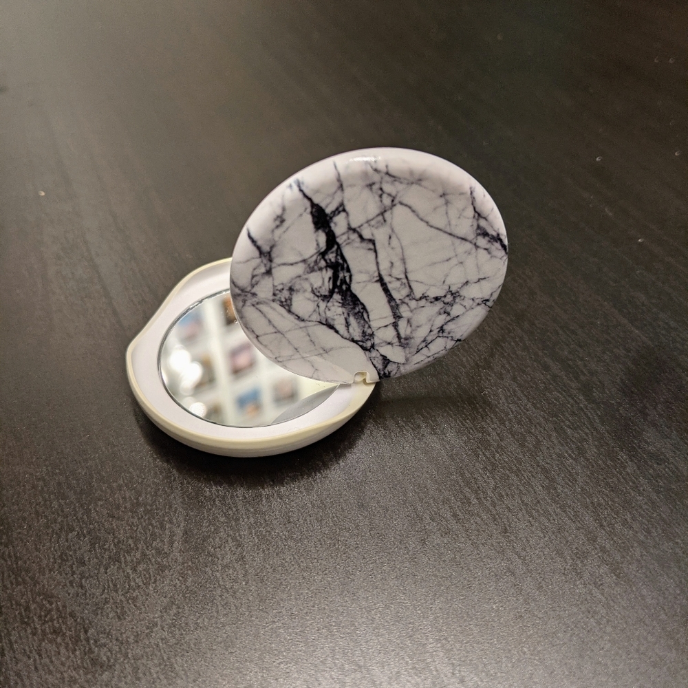 PopGrip Mirror Dove White Marble (TOP ONLY)